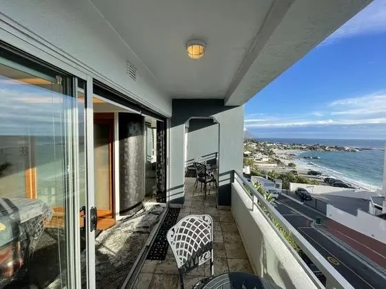 Clifton Beachfront Executive Apartment - Dış Mekan