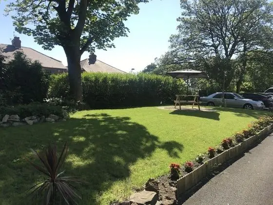 Clifton House Hotel - Dış Mekan