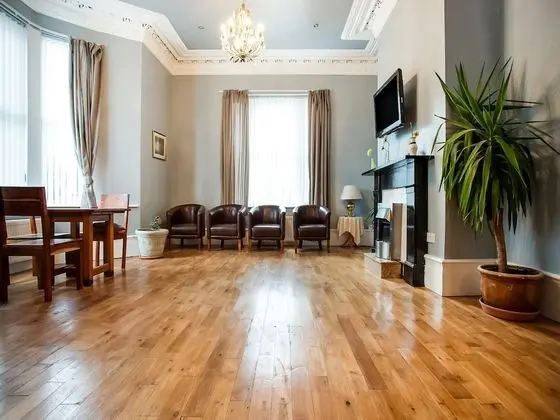 Clifton Mount Hotel - Lobi