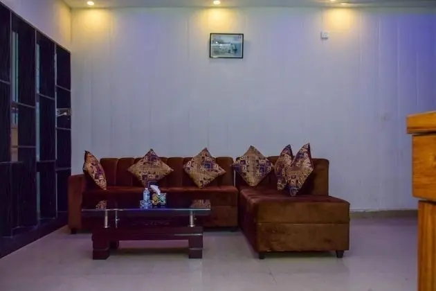 Clifton Rezidor - 1