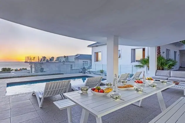 Clifton Sea View Apartments - Dış Mekan