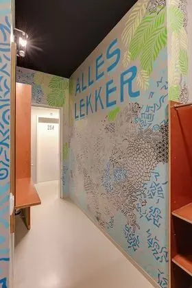 ClinkNOORD - Hostel - Oda