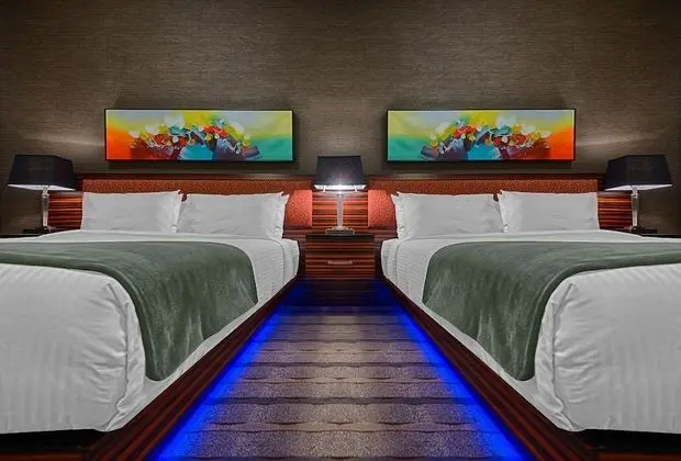 Hotel Clique Calgary Airport