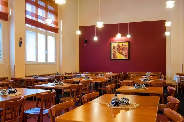 Cloister Inn - Yeme / İçme