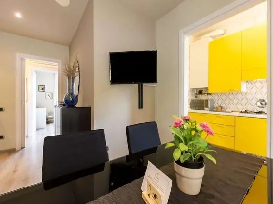 Cloistered Apartment in Sirmione near Lake - Yerinde Yemek