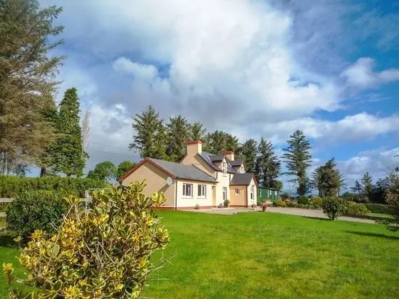 Clonee Fishing Lodge