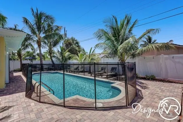 Close to Beach 4Br with Heated Pool - Havuz