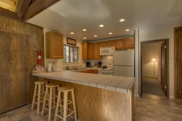 Close to Heavely With Hot Tub, Wet Bar & Game Room - Mutfak