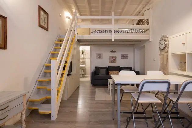 Close to San Pietro and Castel S Angelo Loft Gianicolo