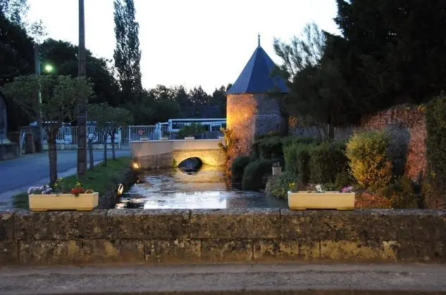 Closerie La Fontaine - Genel
