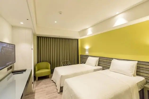 The Cloud Hotel - Öne Çıkan Resim