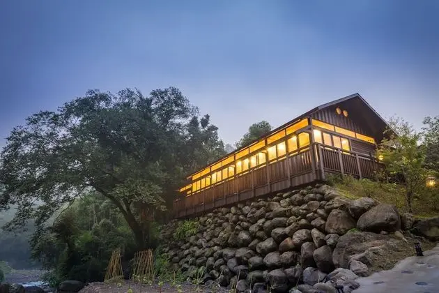 Cloudland Resort