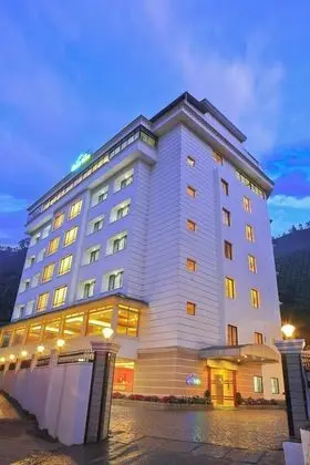 Clouds Valley Leisure Hotel