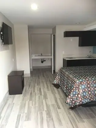 Clover Motel - İç Mekan