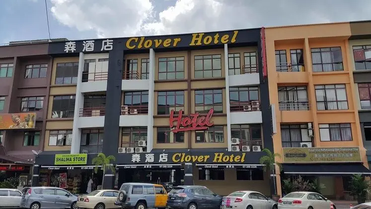 CLOVER HOTEL
