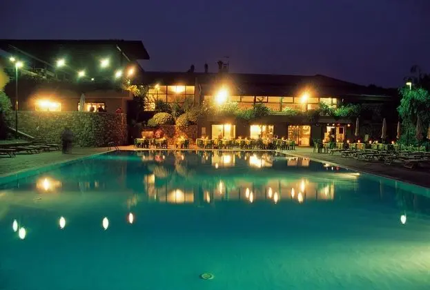 Hotel Club Baia Delle Ginestre - Havuz