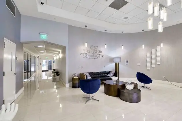 The Club at Brickell Bay Luxury Suites - Lobi