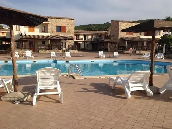 Club Esse Residence Capo d'Orso - Havuz