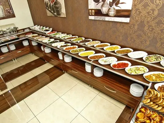 Club Herakles Hotel