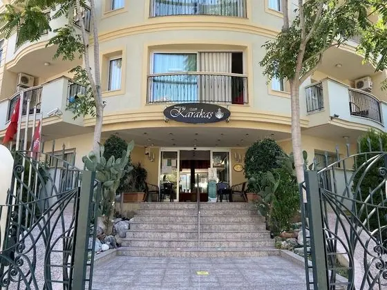 Club Karakaş Apart