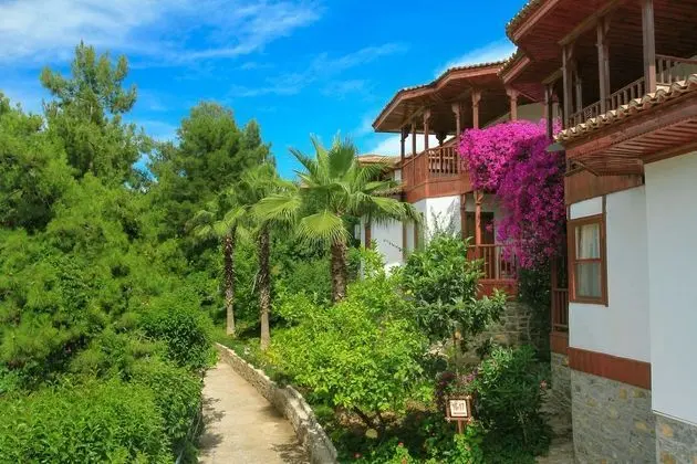 Club & Hotel Letoonia - 9