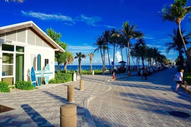 Club Lux Resort By the Beach - Plaj