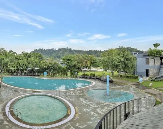 Club Mahindra Corbett - Havuz