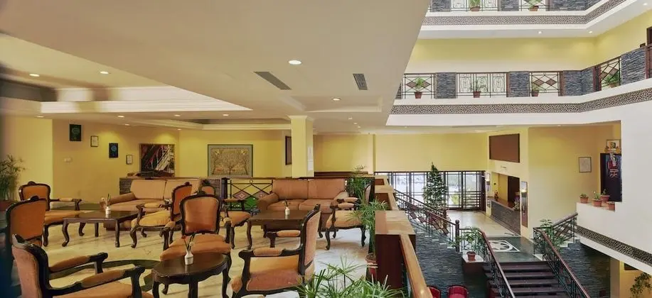Club Mahindra Snow Peak Manali - Lobi