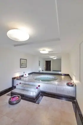 Club Mahindra White Meadows Manali - Havuz