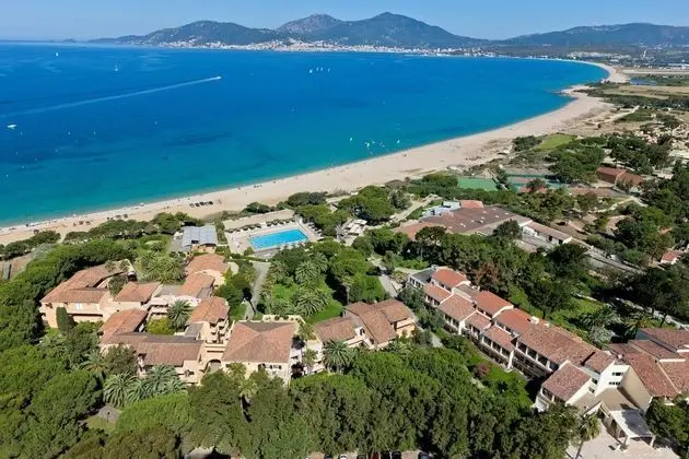 Club Marina Viva