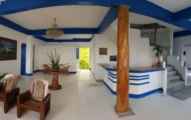 Club Monet Beachfront Resort by Cocotel - Lobi