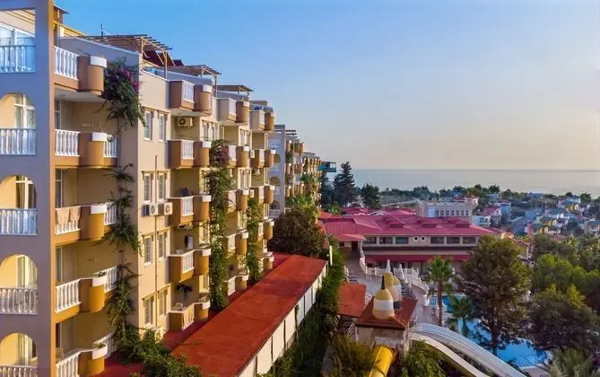 Club Paradiso Hotel