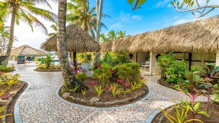 Club Raro Resort