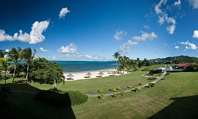 Club St. Croix Beach & Tennis Resort by Antilles Resorts - Dış Mekan