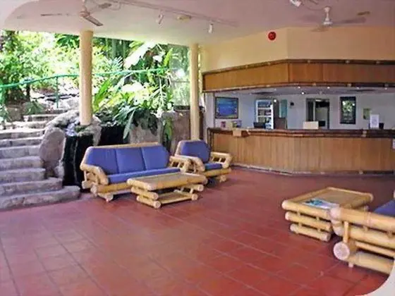 Club Tropical Resort