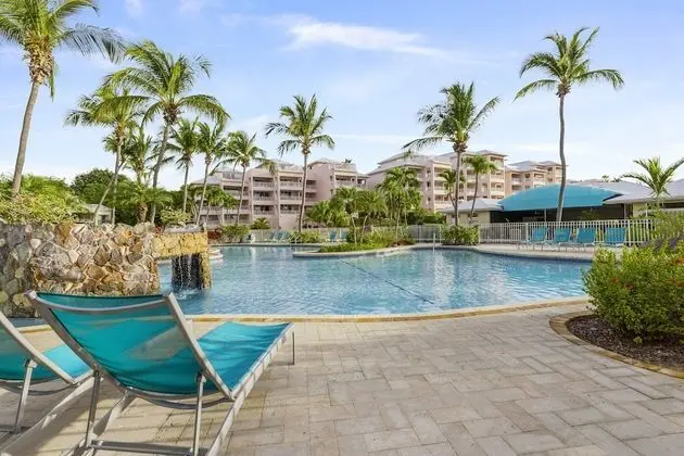 Club Wyndham Elysian Beach Resort - Havuz