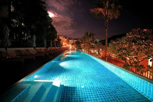 Club Wyndham Patong Hill Phuket - Havuz
