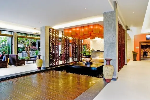 Club Wyndham Patong Hill Phuket - Lobi