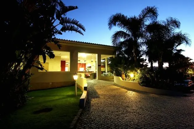 Clube Porto Mos