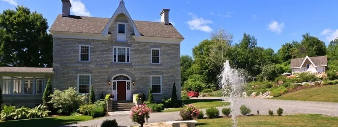 Clyde Hall Bed and Breakfast - 1