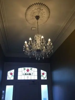 Clydesdale Manor - Lobi