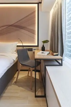 CM HOTELS AND SERVICED APARTMENTS