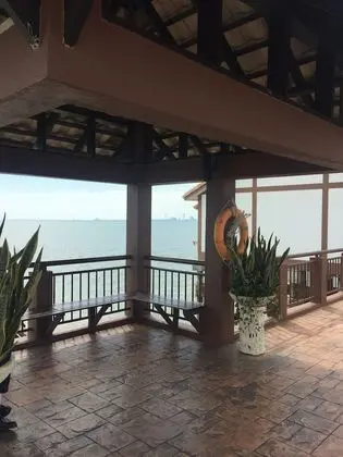CMK & Private Water Chalet - Dış Mekan
