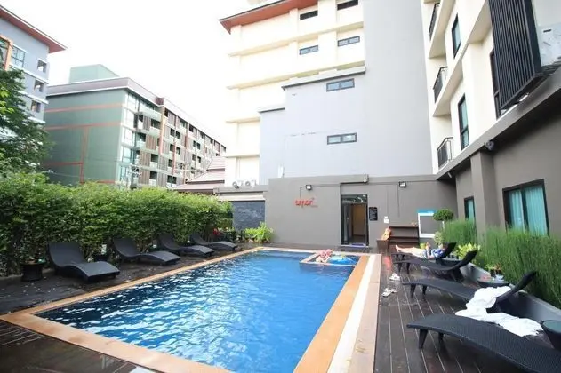 Cmor Hotel Chiang Mai By Andacura