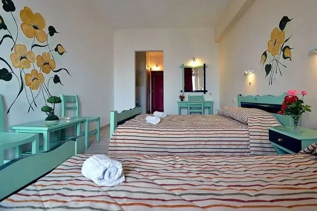 CNic Gemini Hotel - Oda