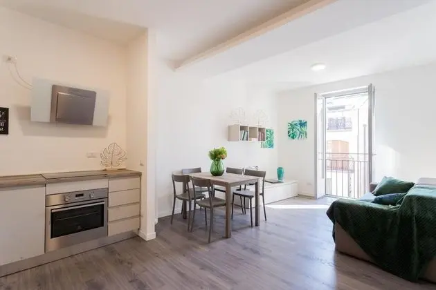 Co-c933-ggar24c4 - Central Green Apartment