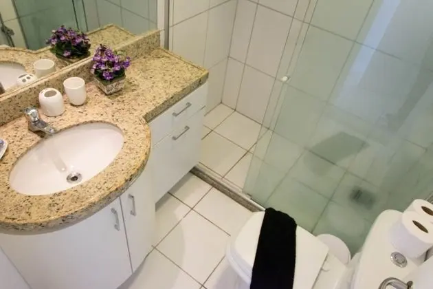 CO302 Luxuosa Cobertura de 3 suites com jacuzzi - Banyo Tipleri