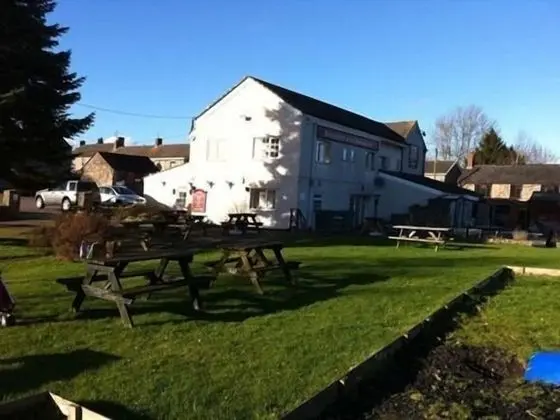 The Coach & Horses Inn - Dış Mekan