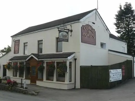 The Coach & Horses Inn - Dış Mekan