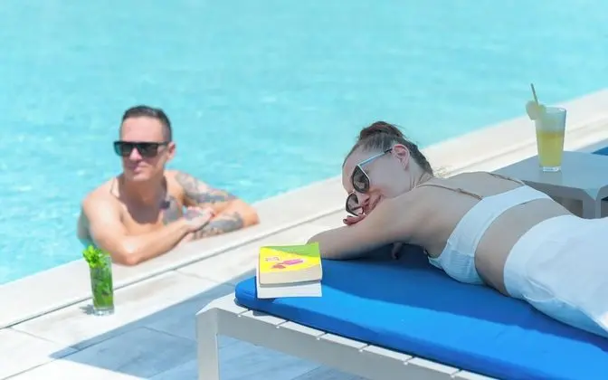 The COAST Adults Only Resort and Spa Koh Samui - Havuz